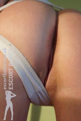 Silken Sienna  Escort Rednal