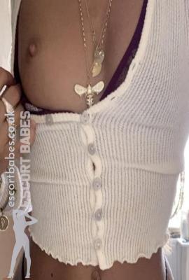 Tempting Nyelle Escort Hastings