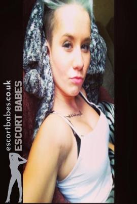 Alluring Harriet Escort Essex