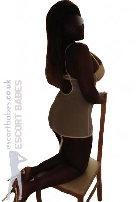 Jasmina  Escort Reading