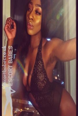 PrincessMeghanXx  Escort Buckinghamshire