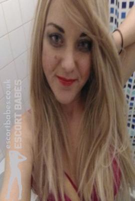 charliebelleballbust  Escort Reading