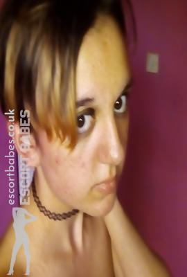 grungestar98  Escort Farnborough