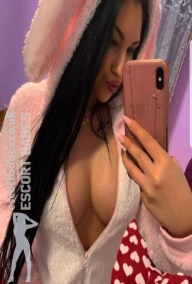 Lindaxo  Escort Guildford