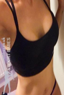 Melenie  Escort Bath